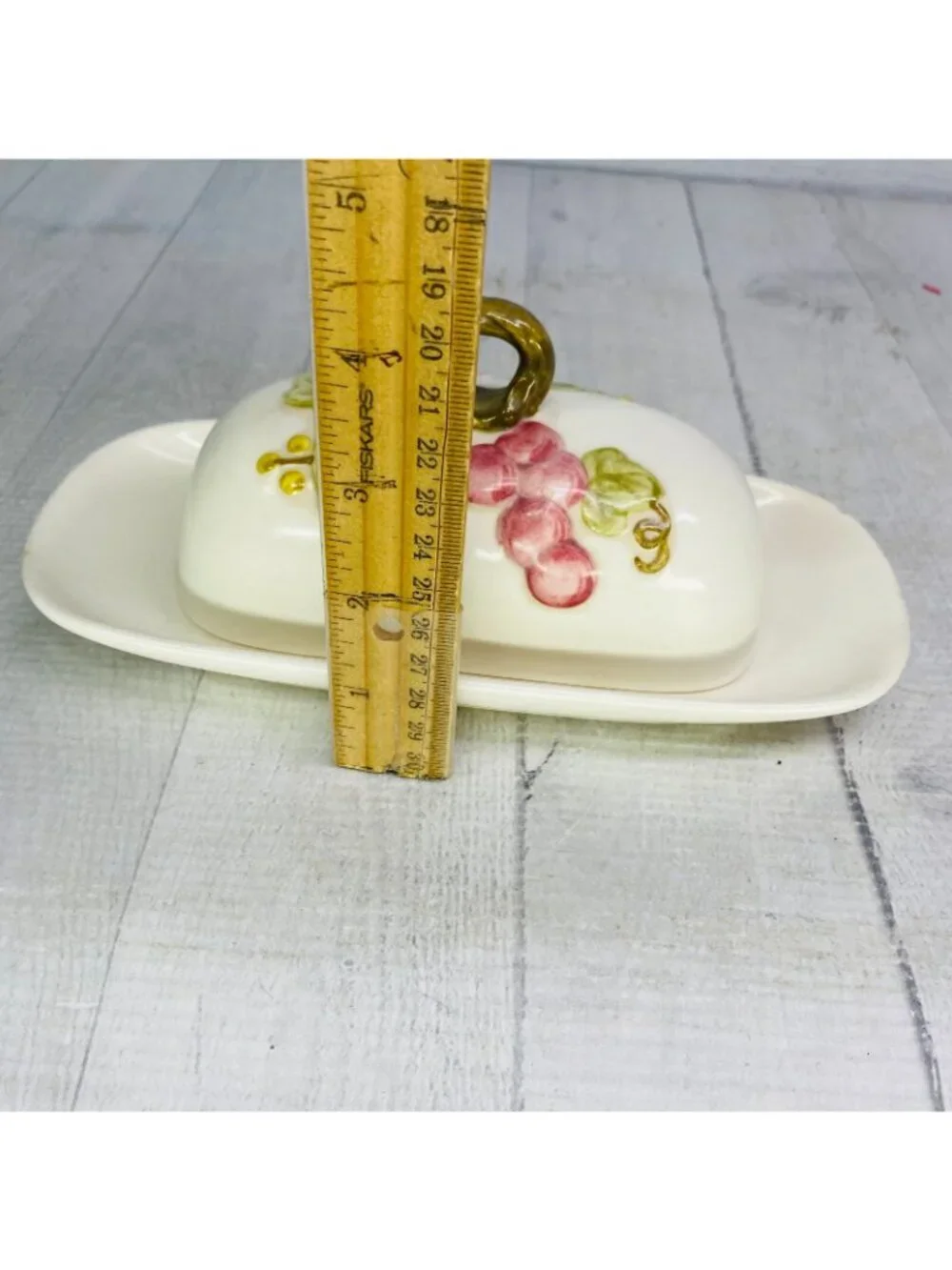 MCM Metlox Poppytrail Vernon VINTAGE PINK Grapes 1/4 Pound Covered Butter Dish